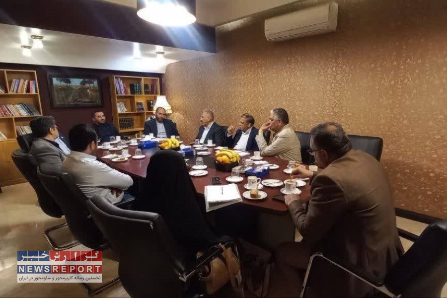 نشست هم اندیشی نمایندگان تشکل‌های مردم نهاد محیط زیستی استان فارس با مدیران ستادی آموزش و مشارکت‌های مردمی سازمان حفاظت محیط زیست