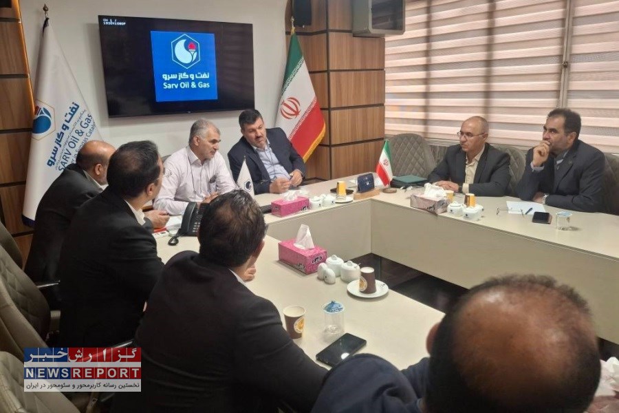 تأمین برق پایدار: نشست مدیرعامل شرکت توزیع برق با صنعتگران عباس‌آباد برای حل ناترازی مصرف و تولید