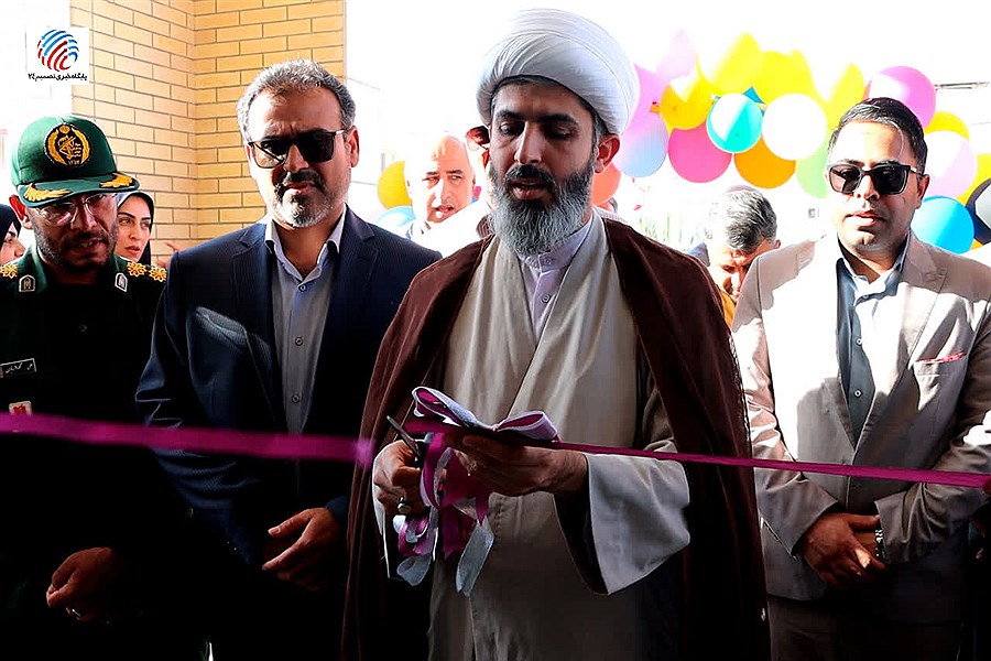 دبستان ریحانه النبی لامرد افتتاح شد