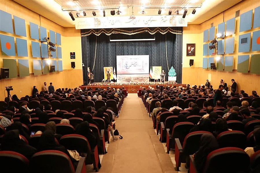 بافق میزبان آیین نکوداشت وحشی بافقی؛ تجلیل از صدای عاشقانه کویر با حضور چهره‌های فرهنگی کشور