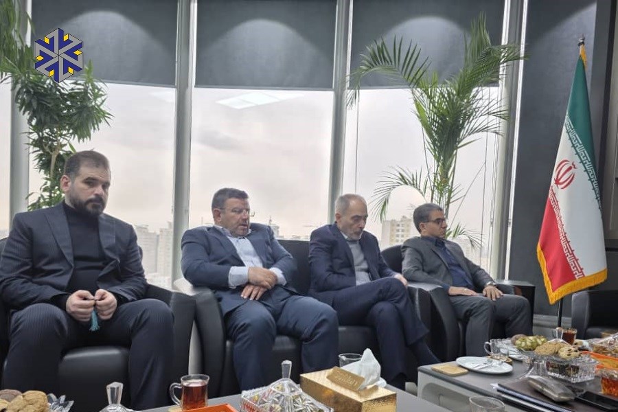 بررسی میدانی فرآیندها و ترسیم مسیر پیشرفت؛ بازدید مدیران احیاء سپاهان از اویلمیکو و ایمیدکو