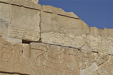 تصویر سنگ نگاره های تخت جمشید
